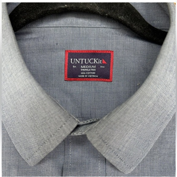 Untuckit Shirt Mens Medium Blue Pio Cesare WF Button Down Wrinkle Free Preppy - Picture 3 of 12
